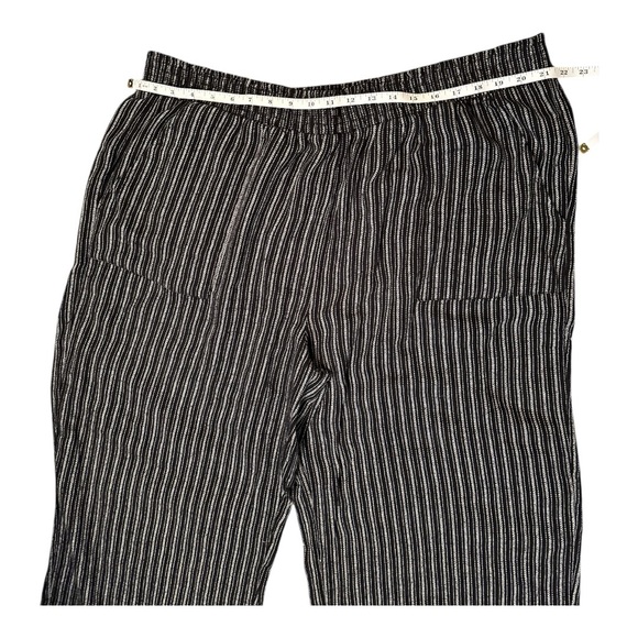 Time and Tru Women's Linen Blend Pants with Smocked Waist Size XXXL(22) - Picture 8 of 8